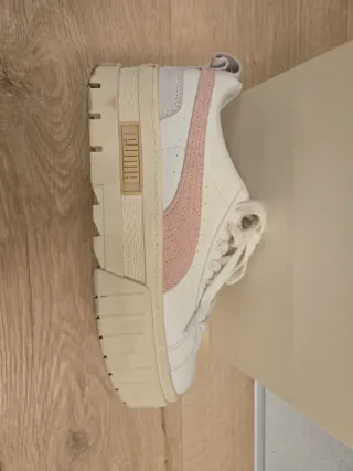 Zapatillas Puma Mujer Blancas y Rosas