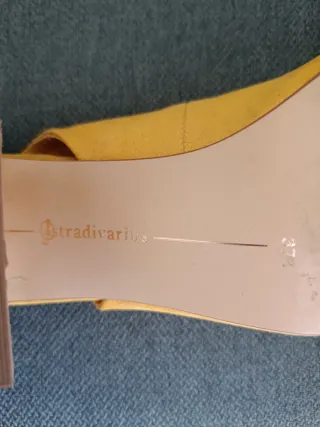 Zapatos Mostaza Talla 37 Stradivarius