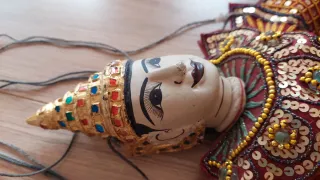 Marioneta Tailandesa Tradicional 38cm