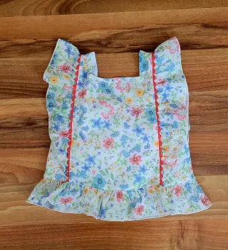 Blusa verano niña flores 7-8 años. Marca Miranda