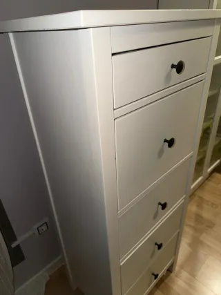 Cómoda IKEA HEMNES 5 cajones blanca