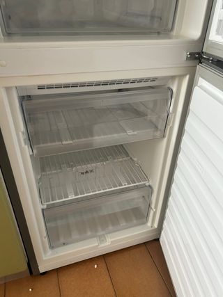 Frigorífico, lavavajillas, horno y lavadora