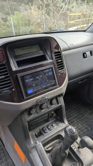 Mitsubishi Montero 2002