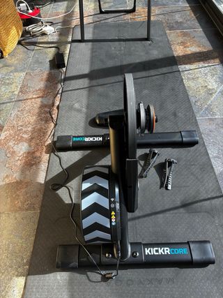 Rodillo Wahoo Kickr Core V2 + Zwift Cog