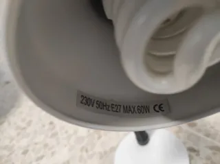 Lámpara de mesa E27