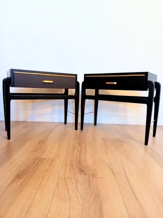 CÓMODA Y MESILLAS MID CENTURY.