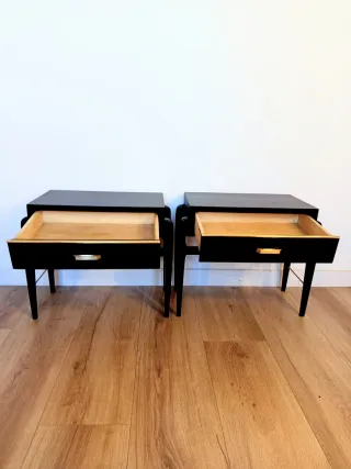 CÓMODA Y MESILLAS MID CENTURY.