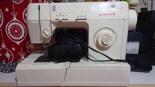 Máquina de coser Singer