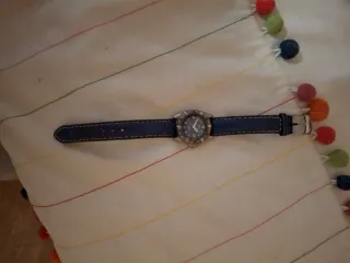 Reloj Lotus Cuarzo Azul y Plateado