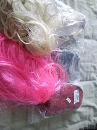 Pelucas y postizos para disfraz