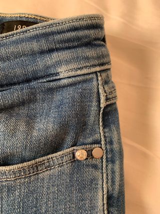 Pantalón vaquero Guess skinny mujer sin estrenar