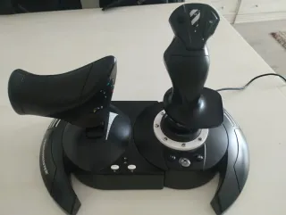 Thrustmaster T.Flight Hotas ONE Joystick