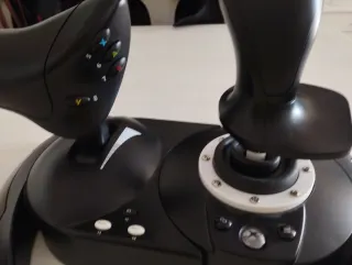 Thrustmaster T.Flight Hotas ONE Joystick