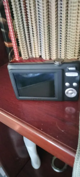 Cámara Fujifilm Roja 14 MP