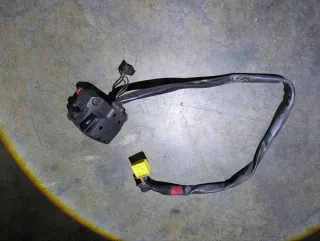 Piña izquierda Suzuki GSR 600