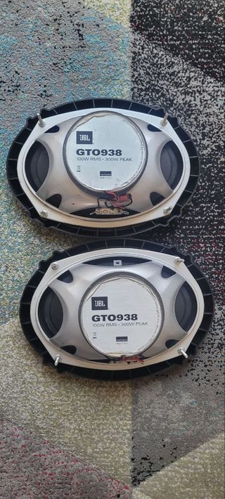 Altavoces JBL GTO 938 6x9 300W Pico