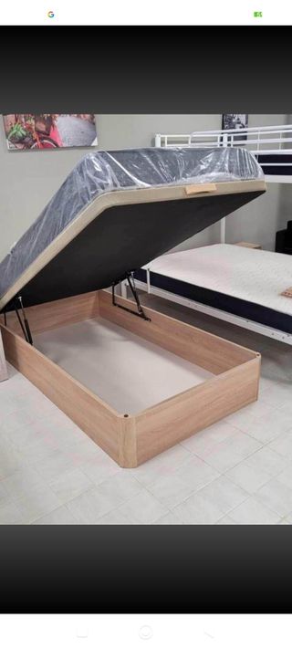 Canapé abatible y colchón