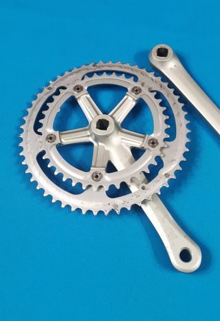 Bielas y Platos Shimano FC-1056