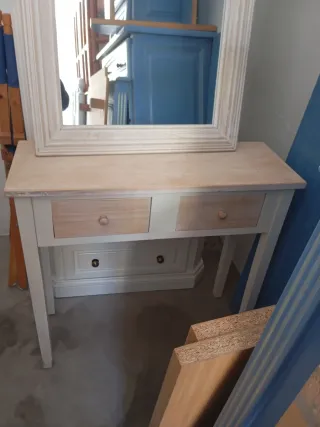 Mueble de entrada con espejo