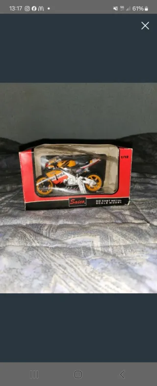 Moto Deportiva Repsol 1/18
