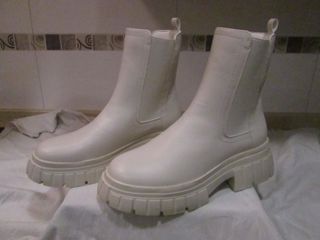 BOTINES DE MUJER ELASTICOS CON PLATAFORMA Nº 40