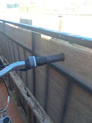 Bicicleta de adulto plateada