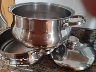 Cazuela de vapor metálica