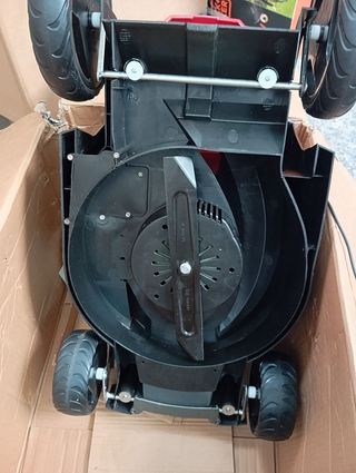 Cortacesped Einhell con batería