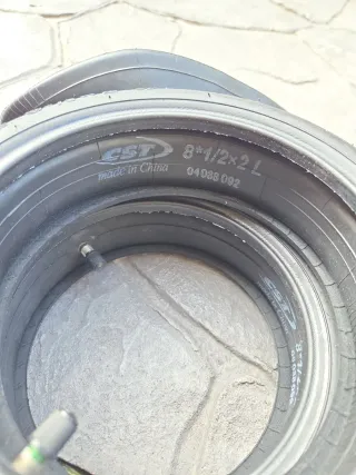 Ruedas 8*1/2x2 L y cámaras de repuesto