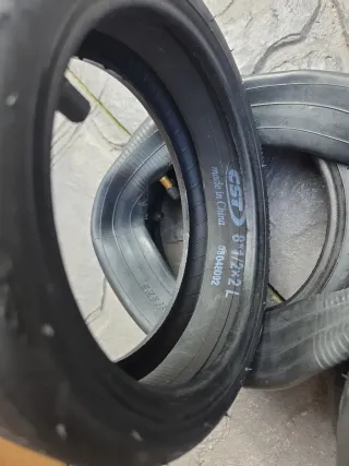 Ruedas 8*1/2x2 L y cámaras de repuesto