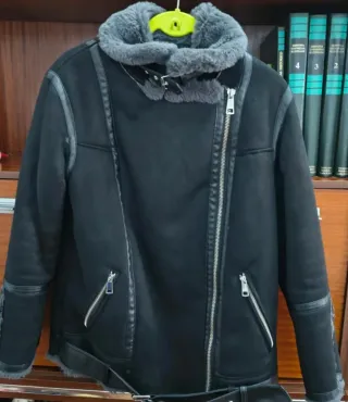 Chaquetón Zara ante negro Talla S
