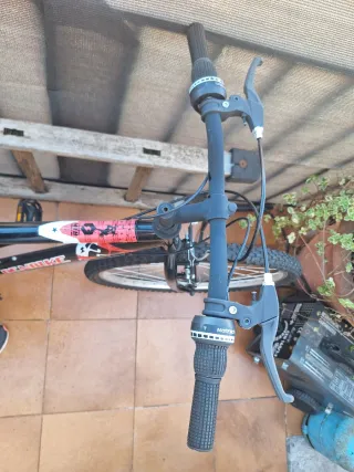 Bicicleta de Montaña Negra