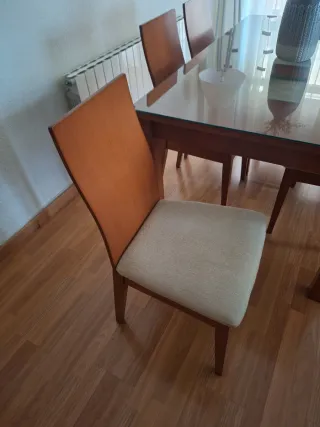 Sillas de comedor madera y tela