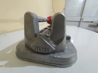 Cortadora de azulejos Rubi