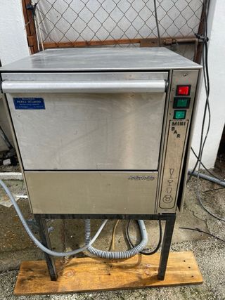 Lavavasos industrial para bar