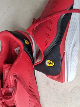 Zapatillas Ferrari Drift cat Talla 44 Rojas y Negr