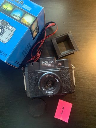 Holga 120 N ricondizionata e modificata