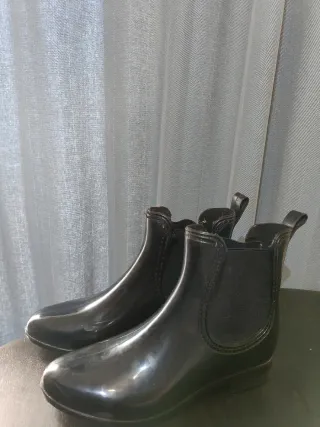 Botas de agua negras