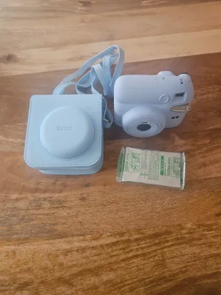 Cámara Instantánea Fujifilm Instax Mini 12 Azul