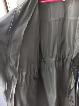 Gabardina mujer verde oliva