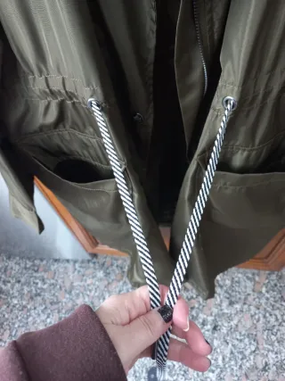 Gabardina mujer verde oliva