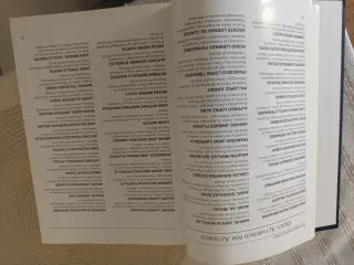 Libro de farmacología en  odontología.