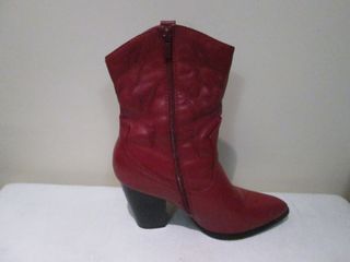 BOTINES CAMPEROS COLOR BURDEOS Nº 39/40  SHEIN