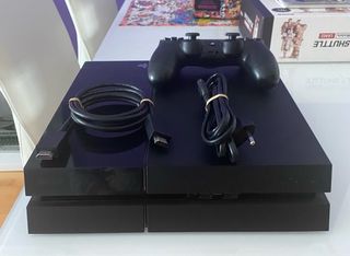 PS4 (PlayStation 4) Negra + Accesorios