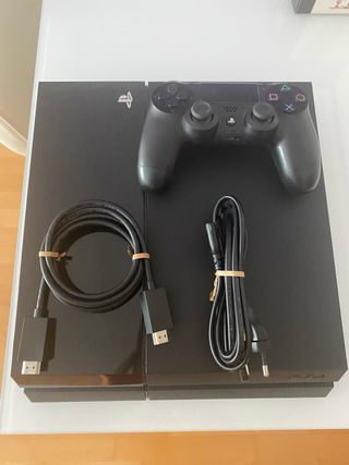 PS4 (PlayStation 4) Negra + Accesorios