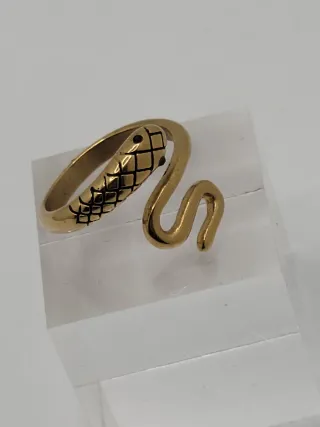 Anillo Serpiente Baño Oro Acero Quirúrgico