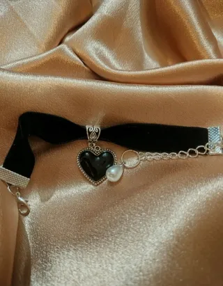 Pulsera bracciale velluto con ciondolo cuore