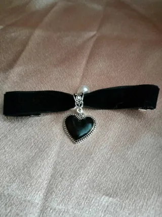 Pulsera bracciale velluto con ciondolo cuore
