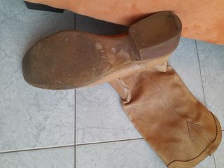 Stivali in pelle colore beige chiaro n.39