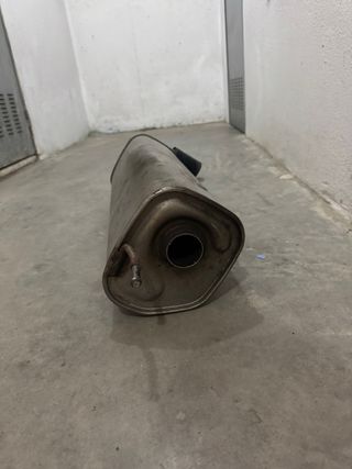 Silencioso trasero BMW Serie 1